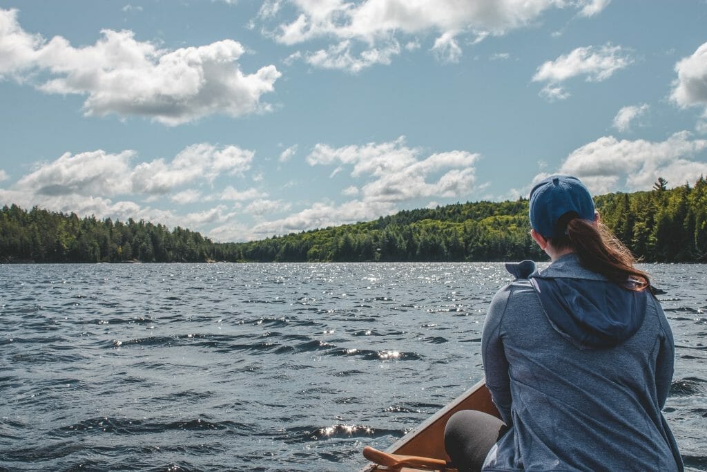 woman-on-canoe-relaxing