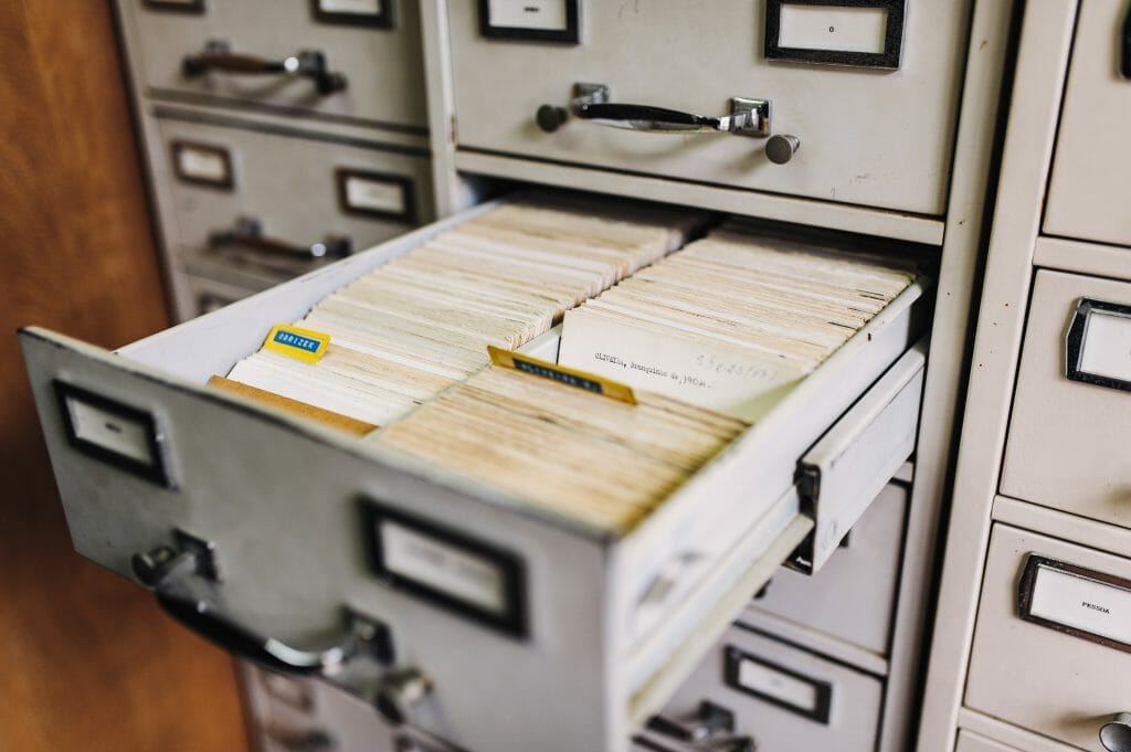 filing-cabinet-at-work