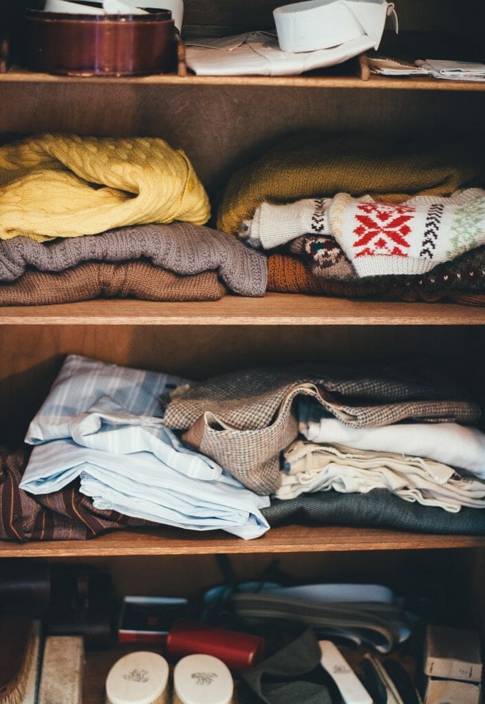 organize-closet-at-home