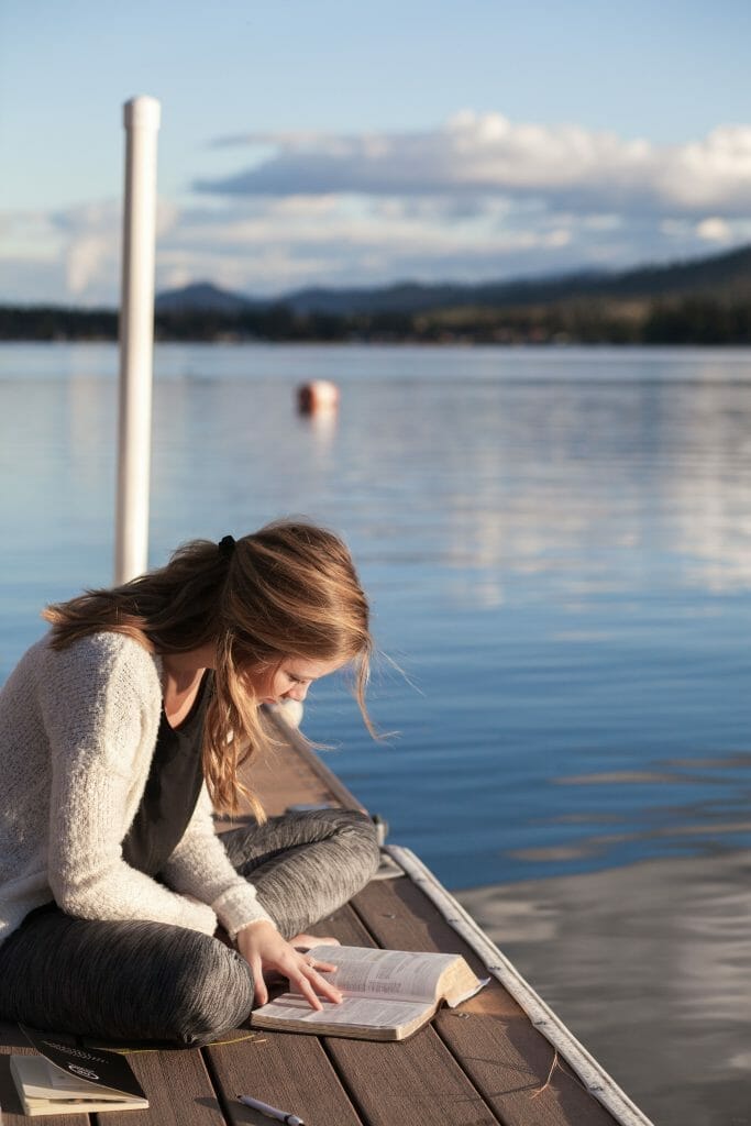 woman-studying-on-dock