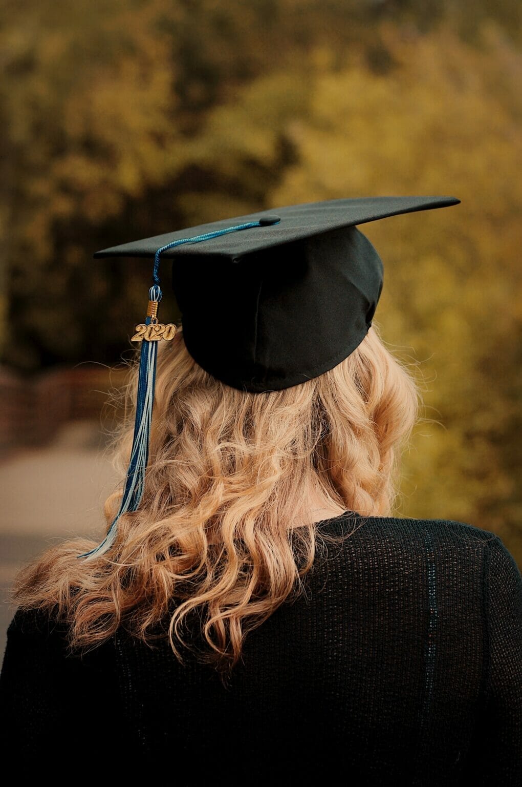 (Exactly) What to Say to Someone Graduating - Goodbye Self Help